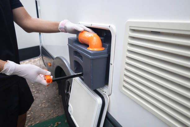 Best Portable restroom trailer rental  in Seven Lakes, NC